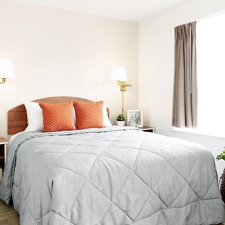Intown Suites Extended Stay Houston Tx - Greenspoint Exterior photo